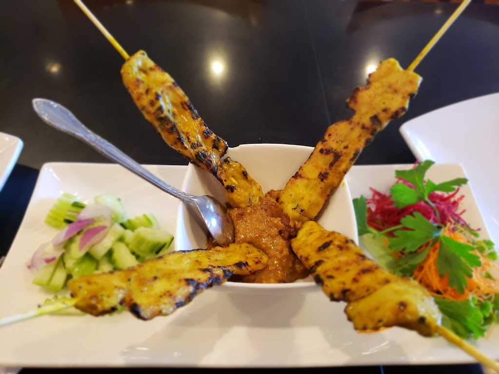 Bistro Siam | 2211 Tasman Dr, Santa Clara, CA 95054, USA | Phone: (408) 988-3966