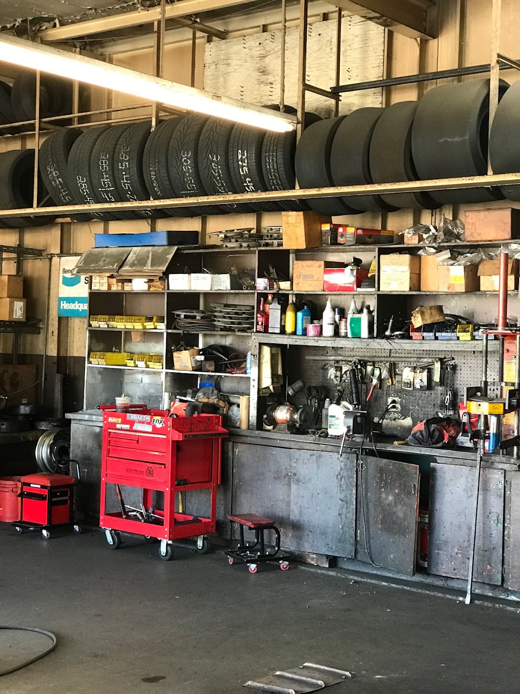 Grand Tire | 5010 N Grand Ave, Covina, CA 91724 | Phone: (626) 331-0124