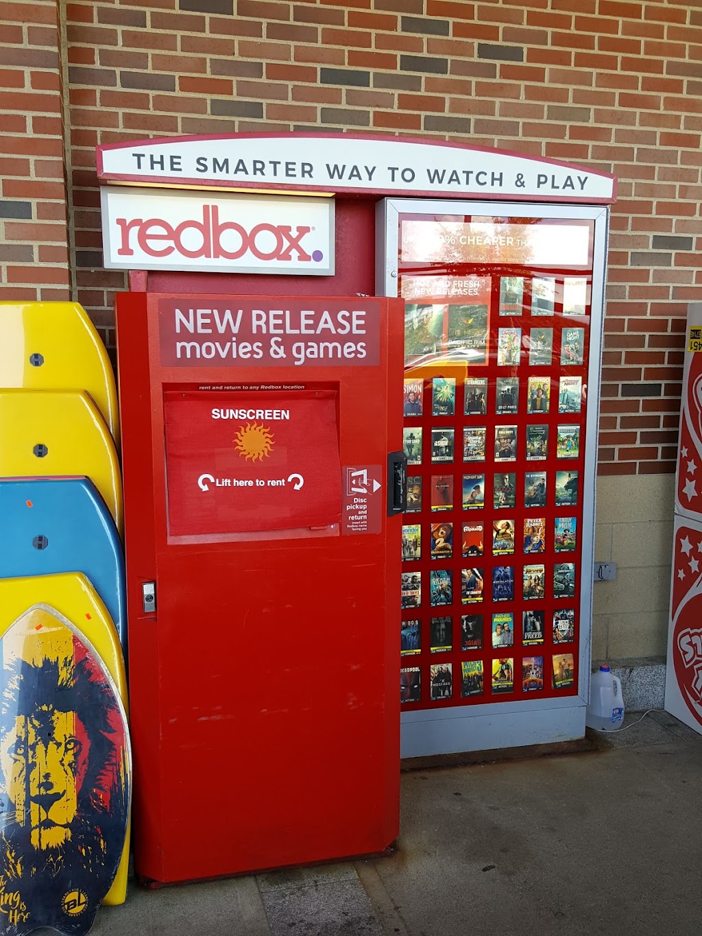 Redbox | 101 Gloucester Crossing Rd, Gloucester, MA 01930, USA | Phone: (866) 733-2693