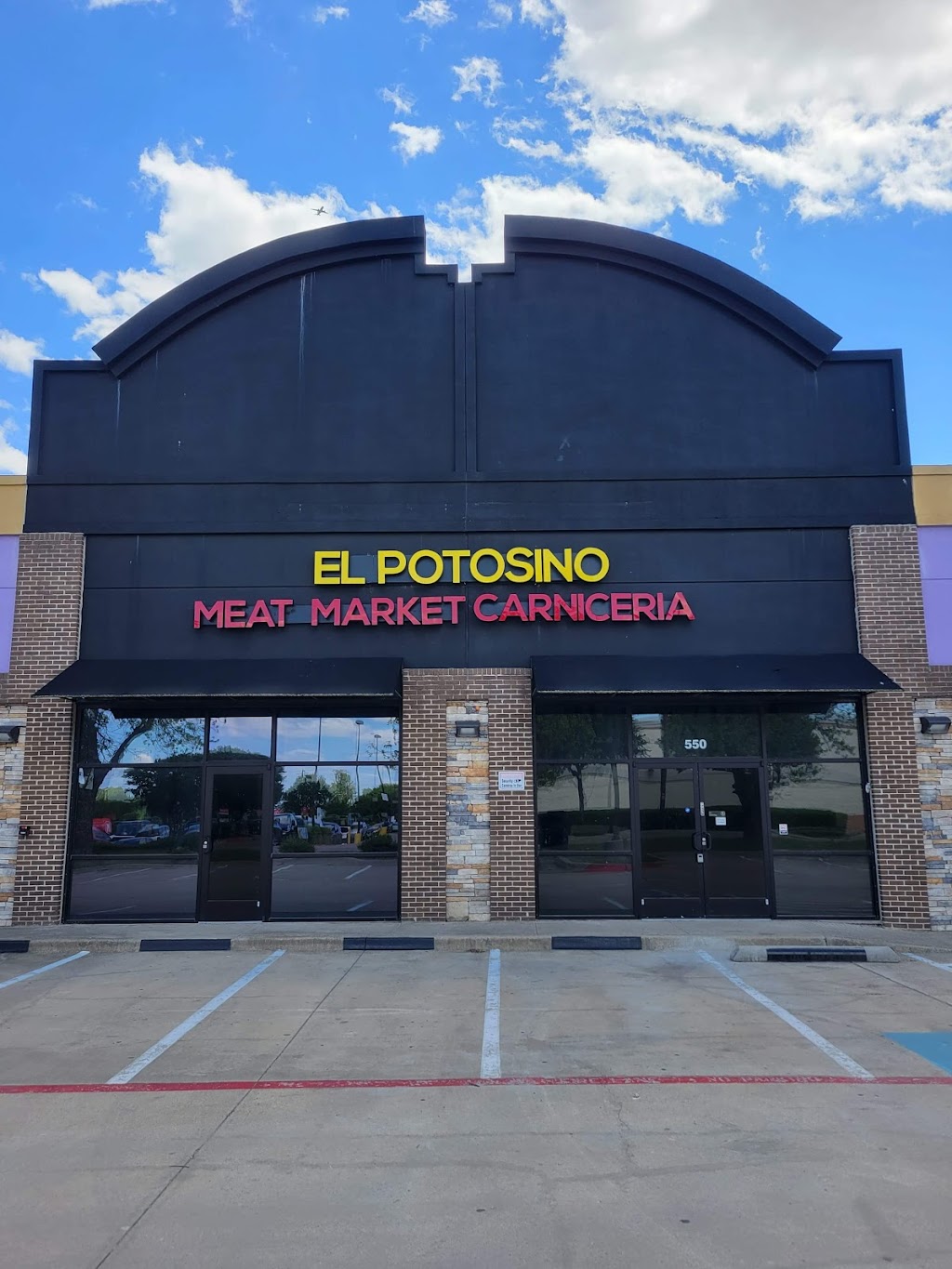 El Potosino Meat Market | 1017 Fort Worth St #550, Grand Prairie, TX 75050, USA | Phone: (469) 332-3207