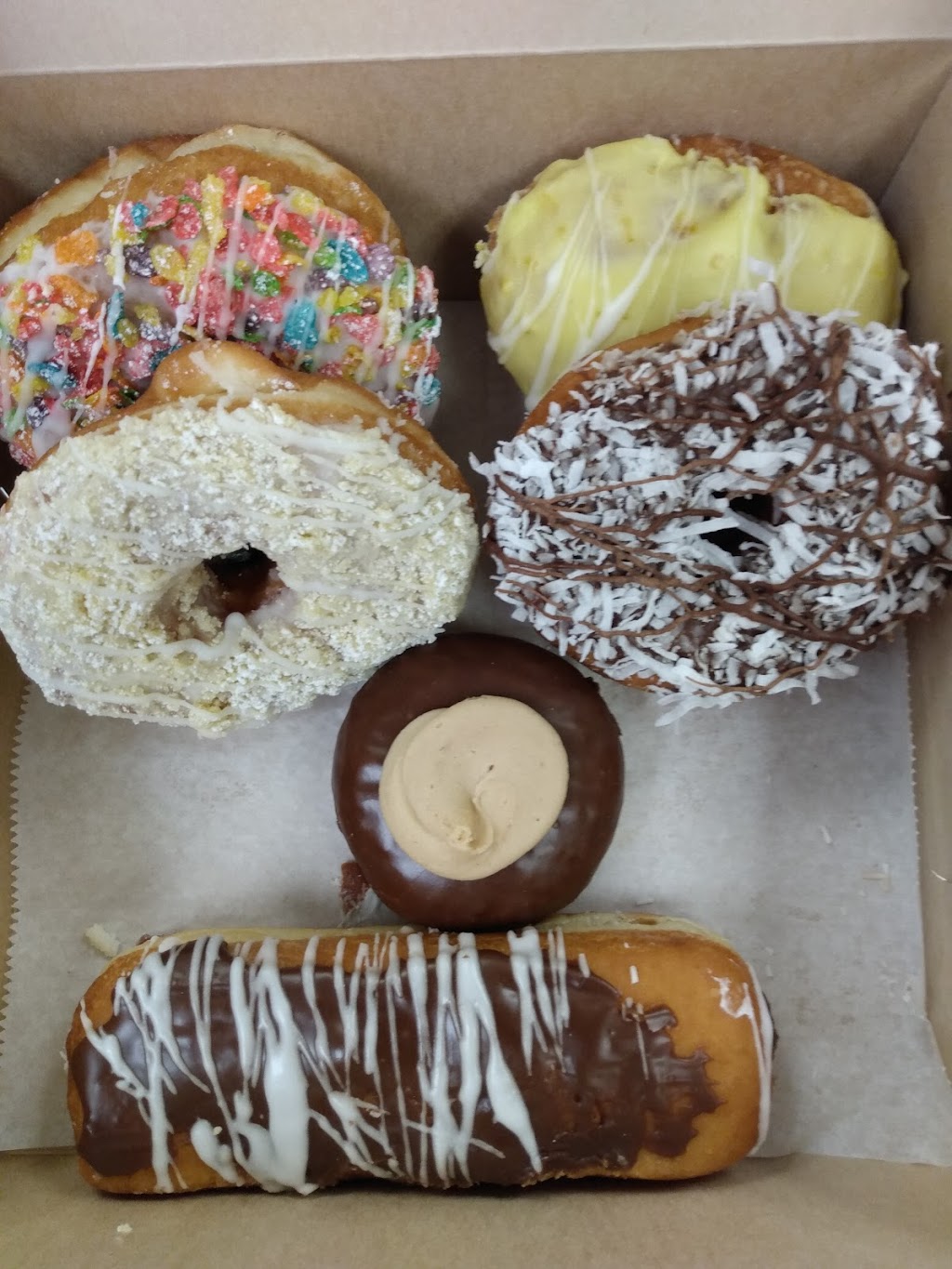 Marcellas Doughnuts and Bakery | 1, 5151, 960 Kennedys Landing, Cincinnati, OH 45245, USA | Phone: (513) 449-7357