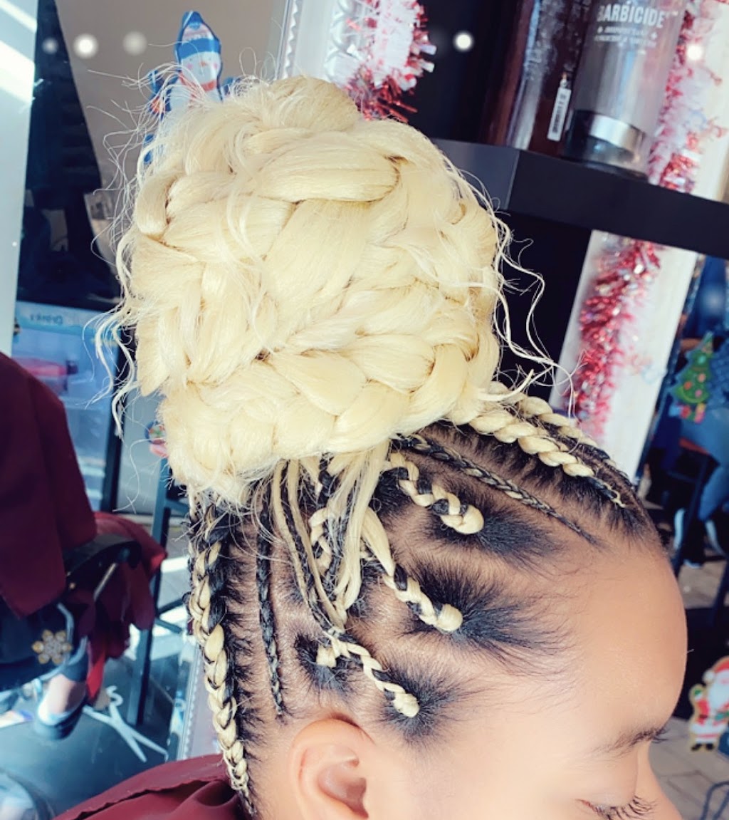 Bineta Hair Braiding | 1643 Crofton Center, Crofton, MD 21114, USA | Phone: (240) 423-9436