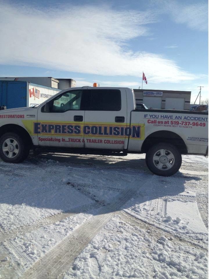 Express Collision Inc | 3725B Webster Dr, Maidstone, ON N0R 1K0, Canada | Phone: (519) 737-9649