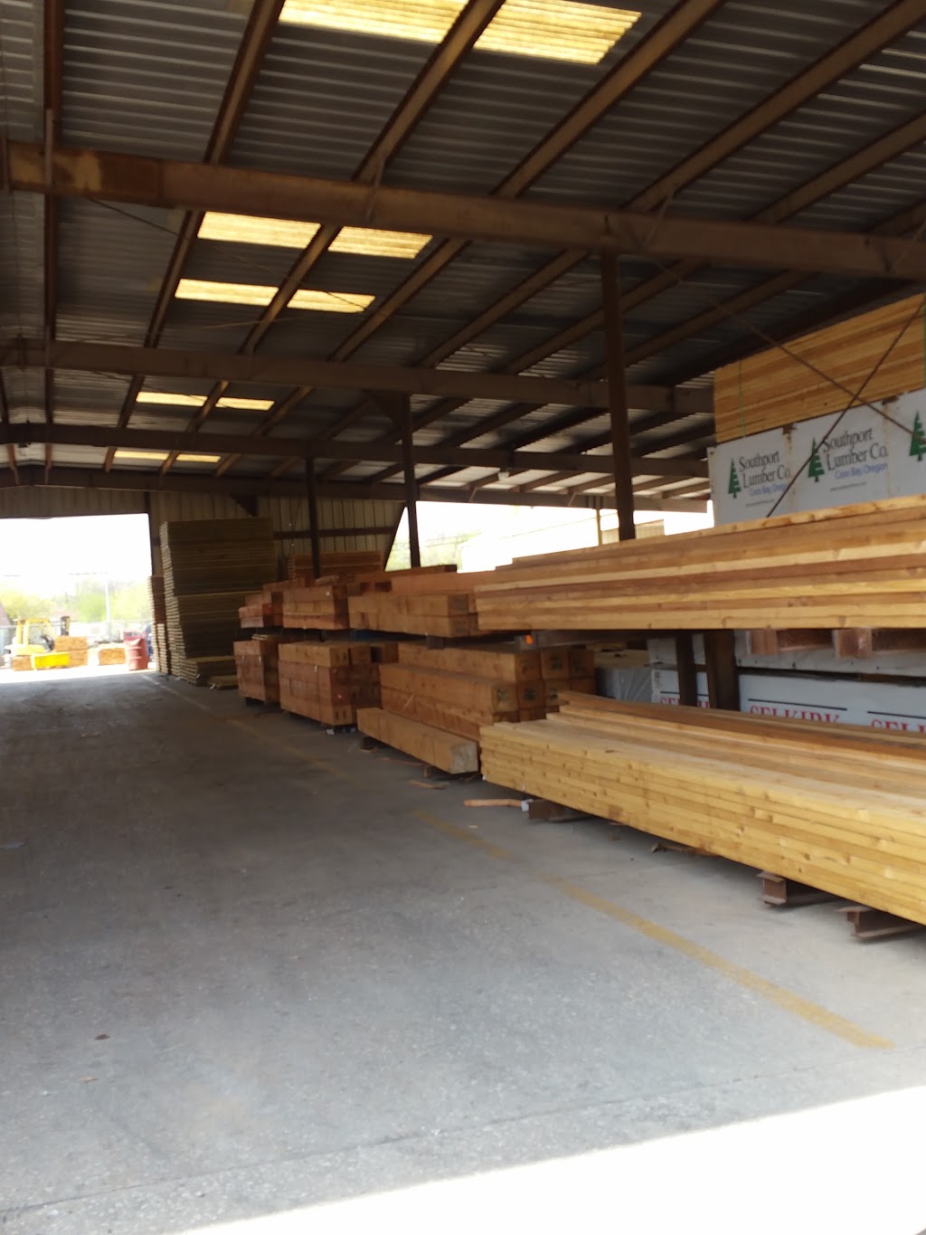 Fox Building Supply | 2520 S May Ave, Oklahoma City, OK 73108, USA | Phone: (405) 681-2346