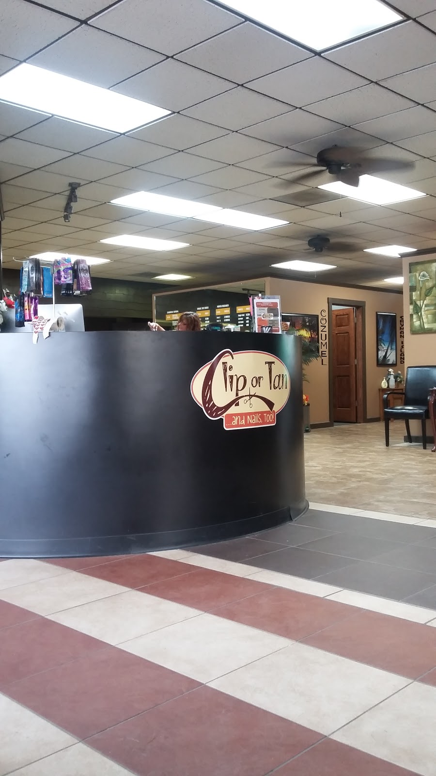 Clip Or Tan | 269 W Main St, Ashville, OH 43103 | Phone: (740) 983-8266