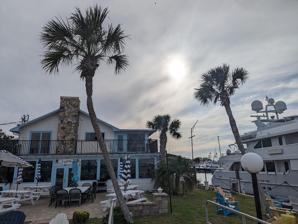 Kingfish Grill On the Water | 252 Yacht Club Dr, St. Augustine, FL 32084, USA | Phone: (904) 824-2111