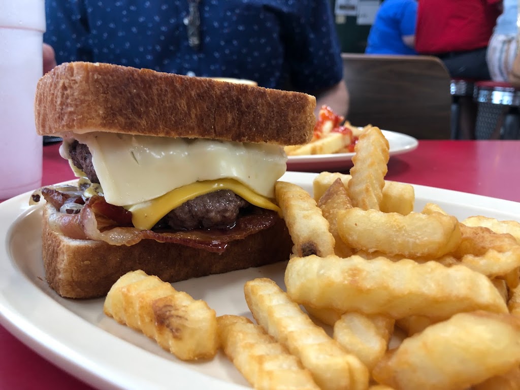 Cliffside Diner | 175 Old Lawrenceburg Rd, Frankfort, KY 40601, USA | Phone: (502) 352-2454