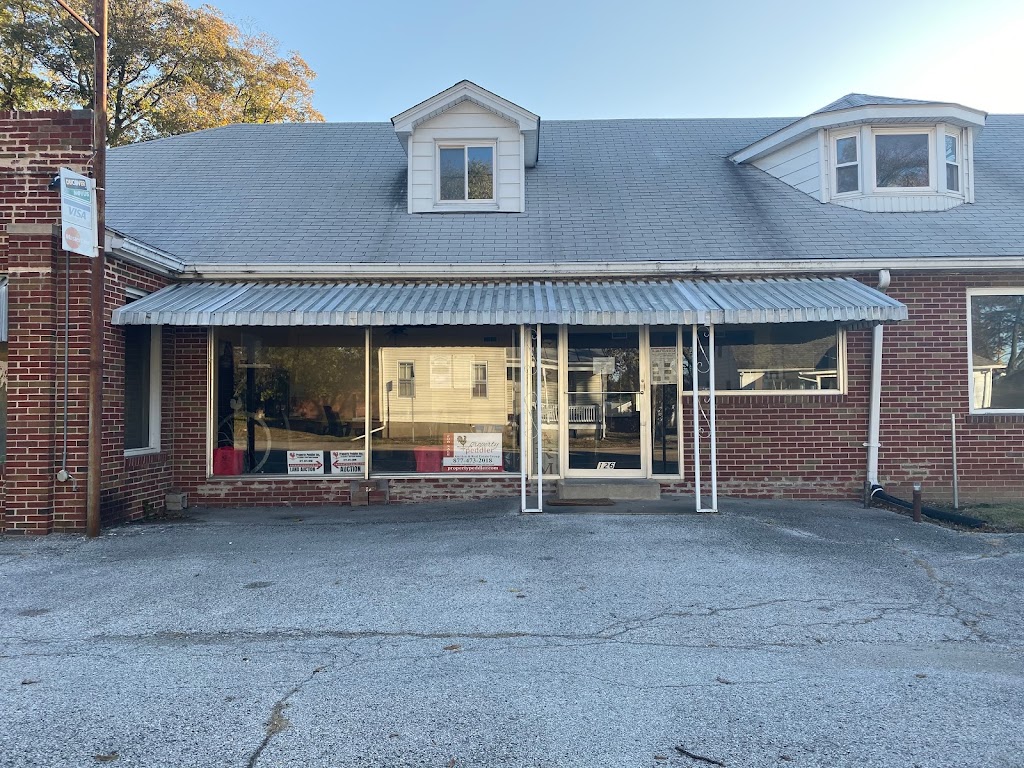 Property Peddler Inc - Auction & Real Estate | 126 N Main St Suite #2, Hecker, IL 62248, USA | Phone: (618) 473-2500