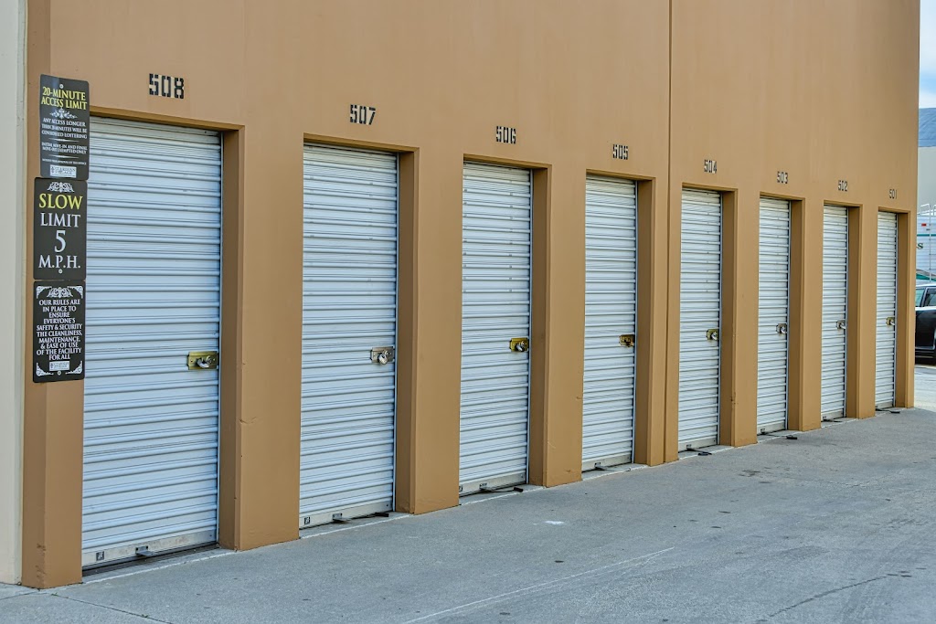 Guardian Storage | 2150 E Orangethorpe Ave, Fullerton, CA 92831 | Phone: (714) 680-0300