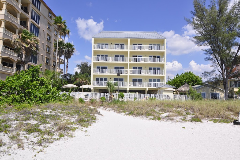 Bay & Beach Club | 19508 Gulf Blvd # 103, Indian Shores, FL 33785, USA | Phone: (727) 595-3751