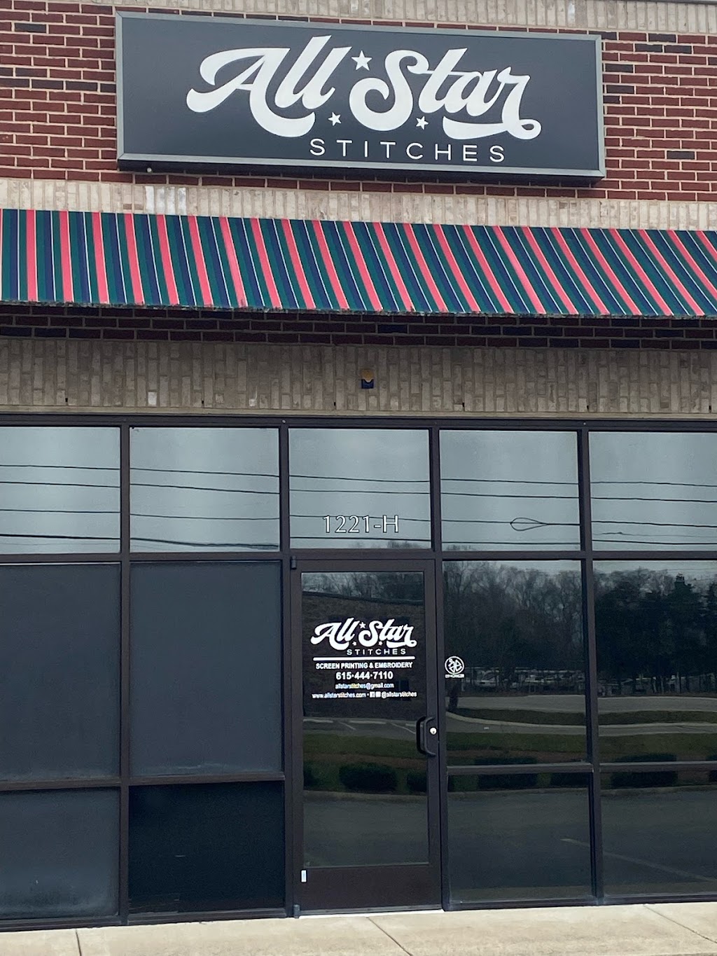 All Star Stitches | 1221 S Hartmann Dr, Lebanon, TN 37090, USA | Phone: (615) 444-7110