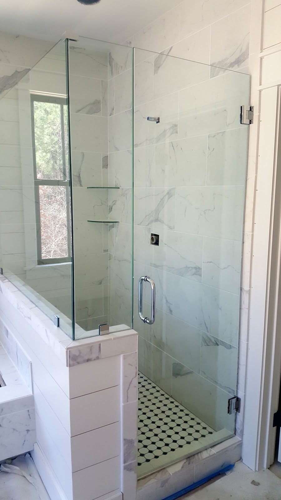 Specialized Glass Services LLC | 60 Rena Ln, Alabaster, AL 35007, USA | Phone: (205) 572-3064