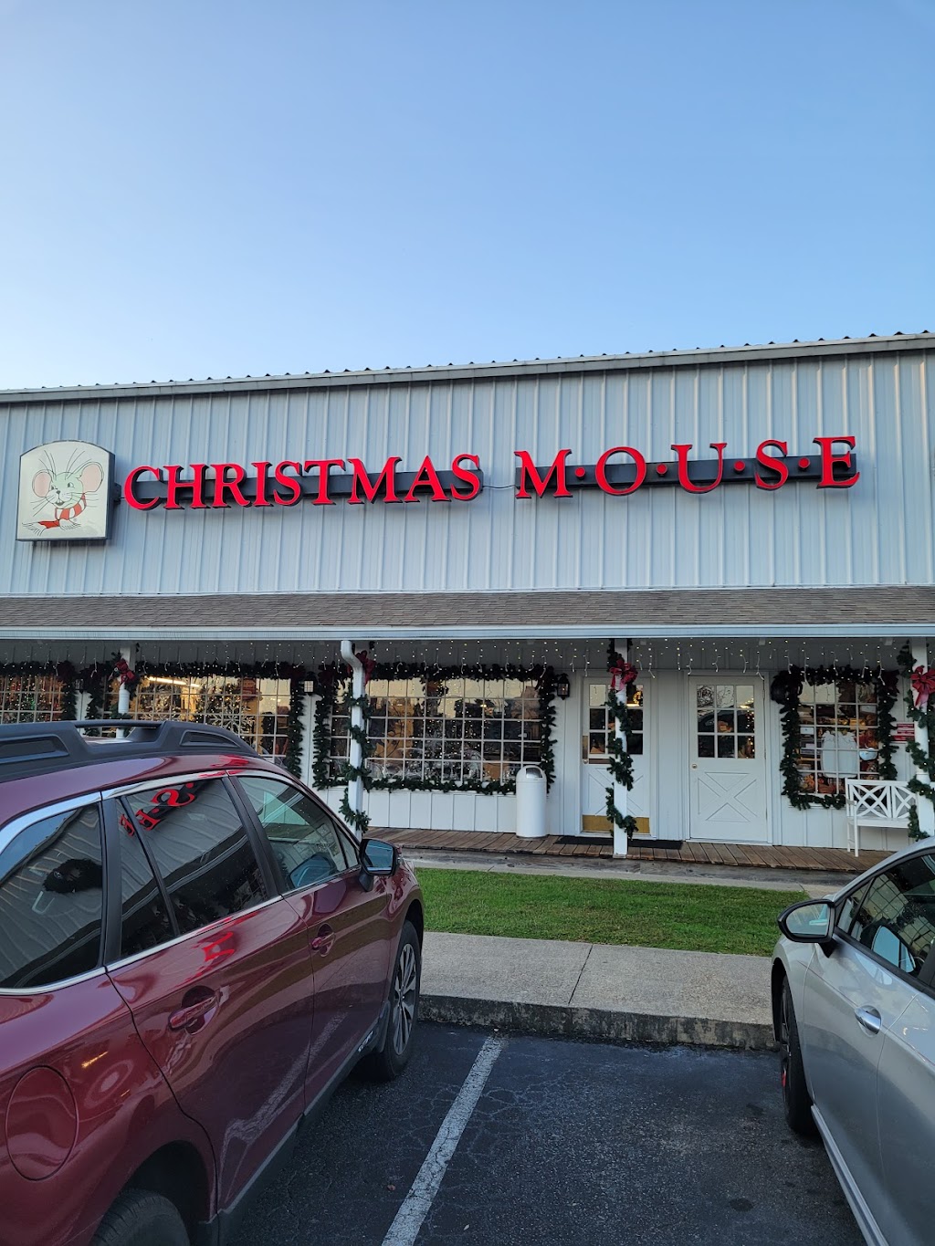 Christmas Mouse | 1991 Richmond Rd, Williamsburg, VA 23185, USA | Phone: (757) 221-0357