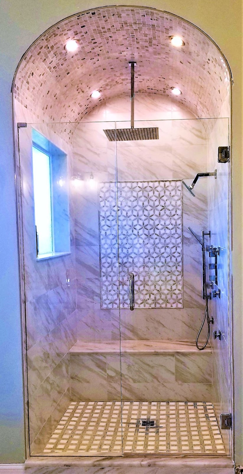 Elite Showers Frameless Showers & Doors | 1918 Univ Business Dr #512, McKinney, TX 75071, USA | Phone: (469) 484-7321