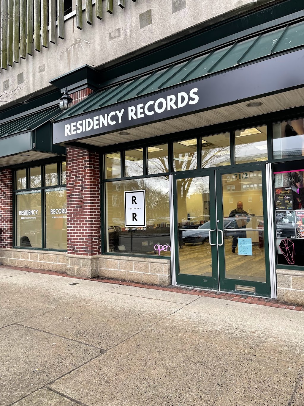 Residency Records | 7 1/2 Church St, Salem, MA 01970, USA | Phone: (978) 498-4993