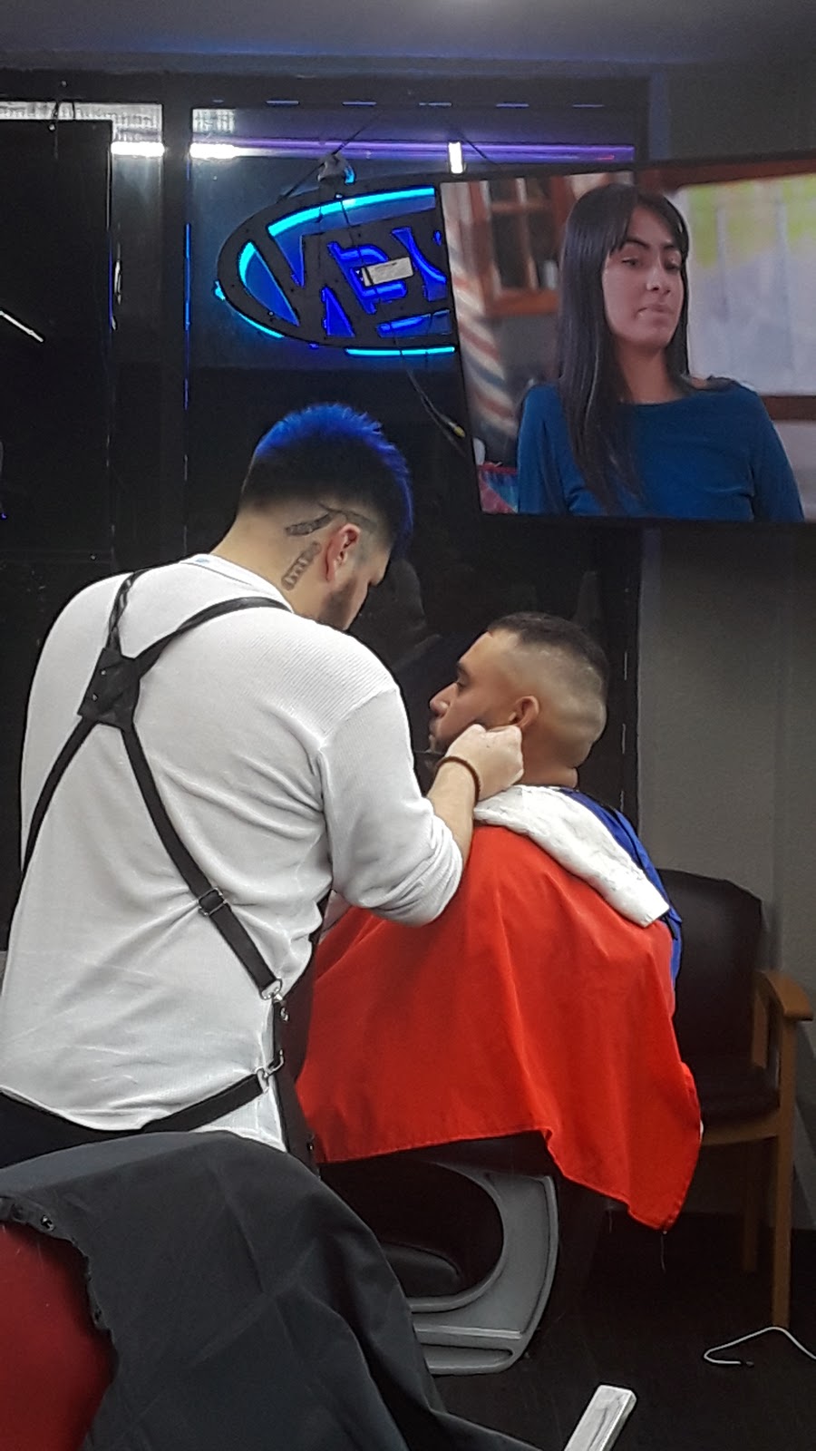 La Reyna Barbershop | 2800 Alabama Ave, Dallas, TX 75216, USA | Phone: (214) 912-8574