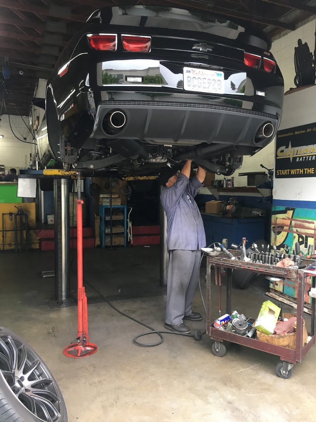 Island Tire & Service | 2754 E Colorado Blvd, Pasadena, CA 91107, USA | Phone: (626) 792-0987