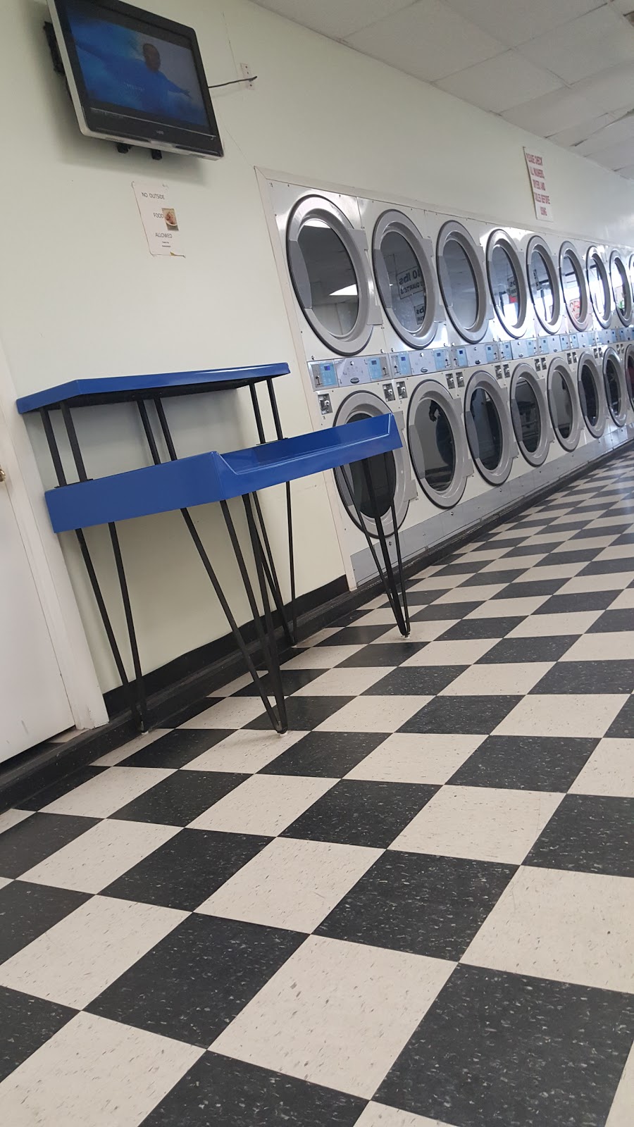 Rosecroft Laundromat | 3213 Brinkley Rd, Temple Hills, MD 20748 | Phone: (301) 894-9274