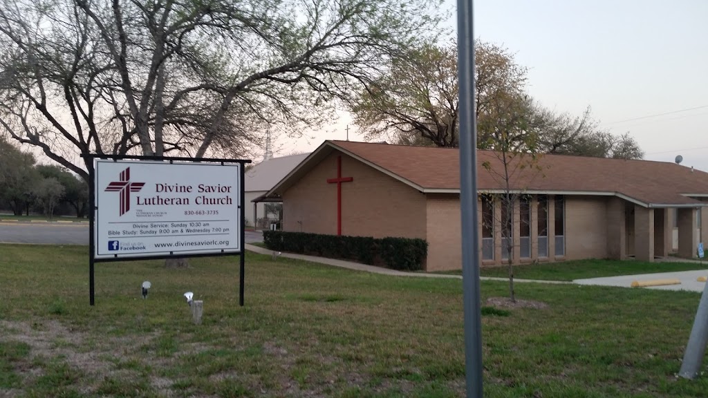 Divine Saviour Lutheran Church | 405 Ingram Rd, Devine, TX 78016, USA | Phone: (830) 663-3735