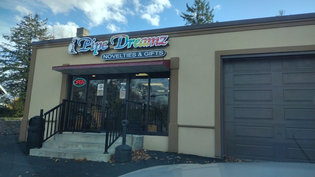 Pipe Dreamz | 4605 Market St, Youngstown, OH 44512, USA | Phone: (330) 788-9100