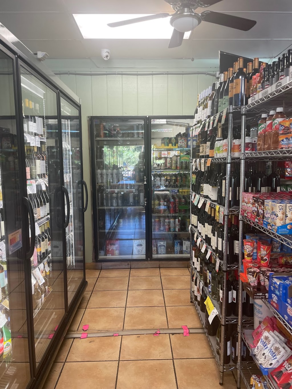 Big Rock Mini Mart & Deli | 1500 Lucas Valley Rd, San Rafael, CA 94903, USA | Phone: (415) 491-0547