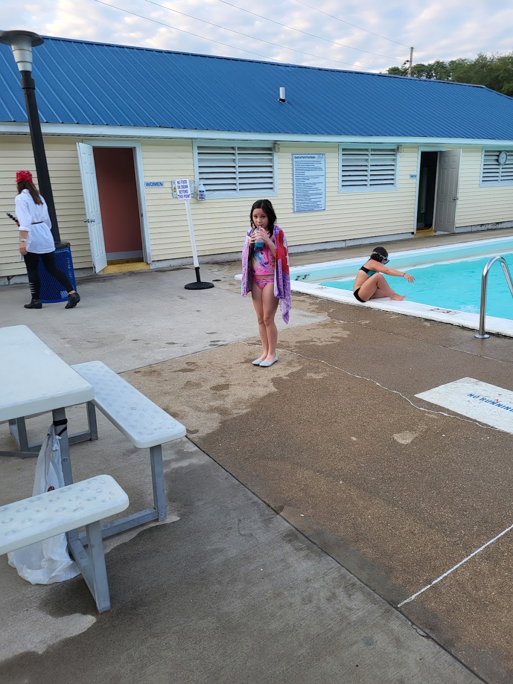 Central Park | 401 E Water St, Hillsboro, IL 62049, USA | Phone: (618) 305-5710