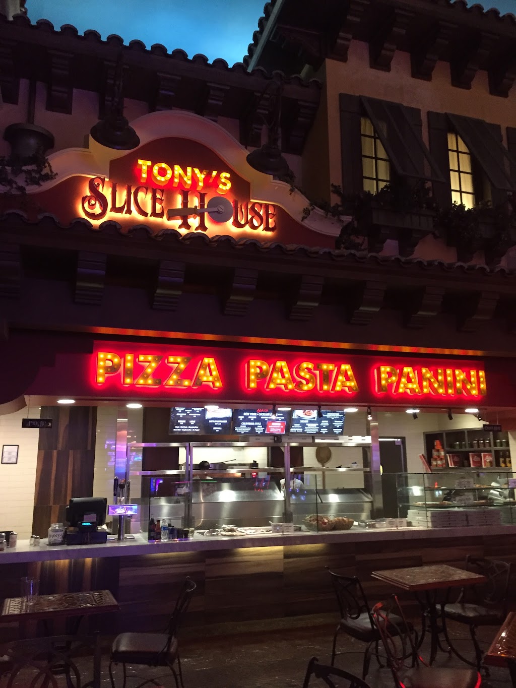 Tonys Slice House | 2300 Paseo Verde Pkwy, Henderson, NV 89052, USA | Phone: (702) 260-7133