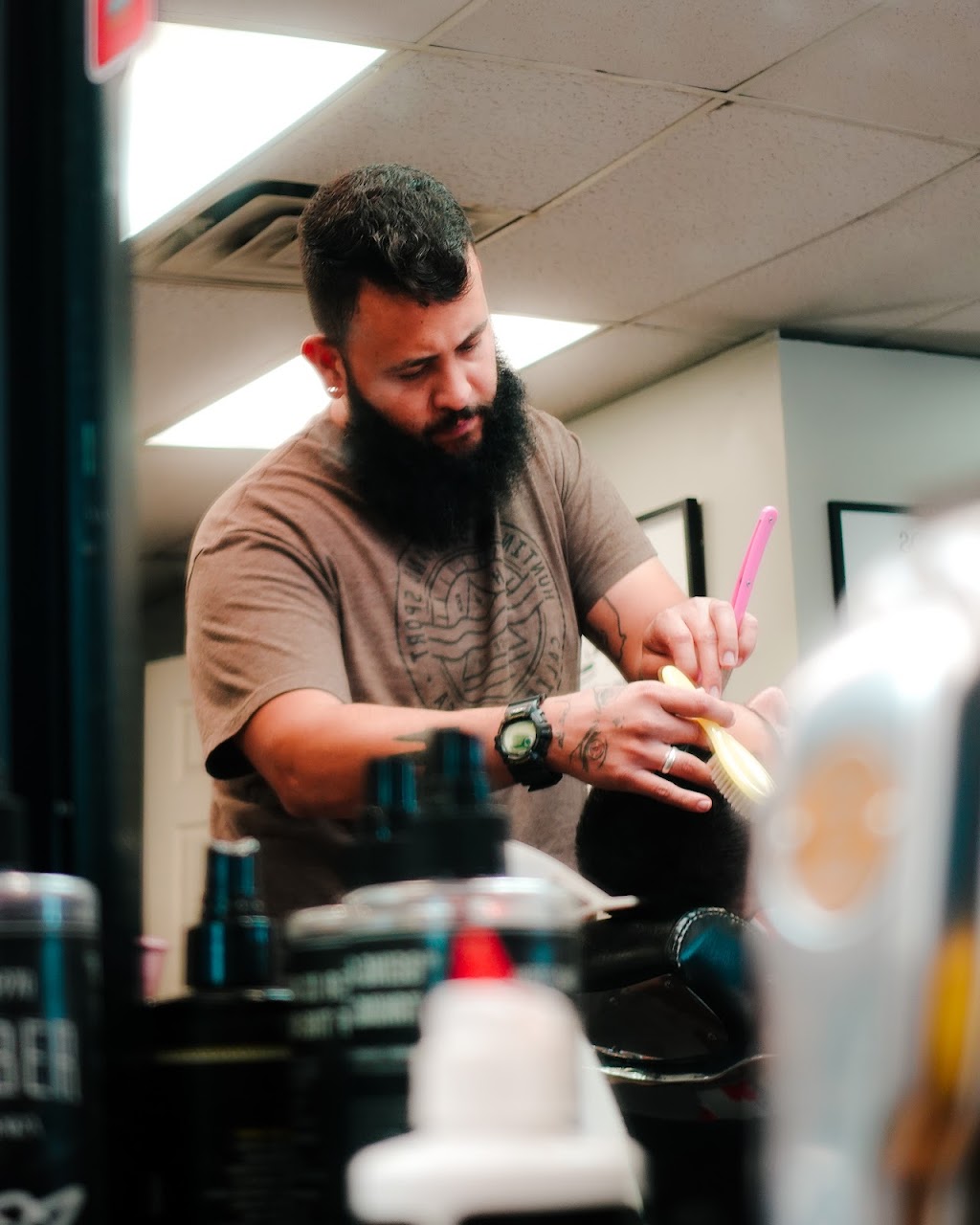 Legends 2 Barbershop & Tattoo Parlor | 13831 W Glendale Ave, Glendale, AZ 85307, USA | Phone: (623) 248-8260