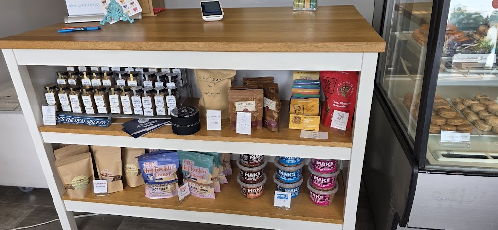 Nikkolettes Macarons | 3425 Highway 169N, Plymouth, MN 55441, USA | Phone: (651) 334-8821