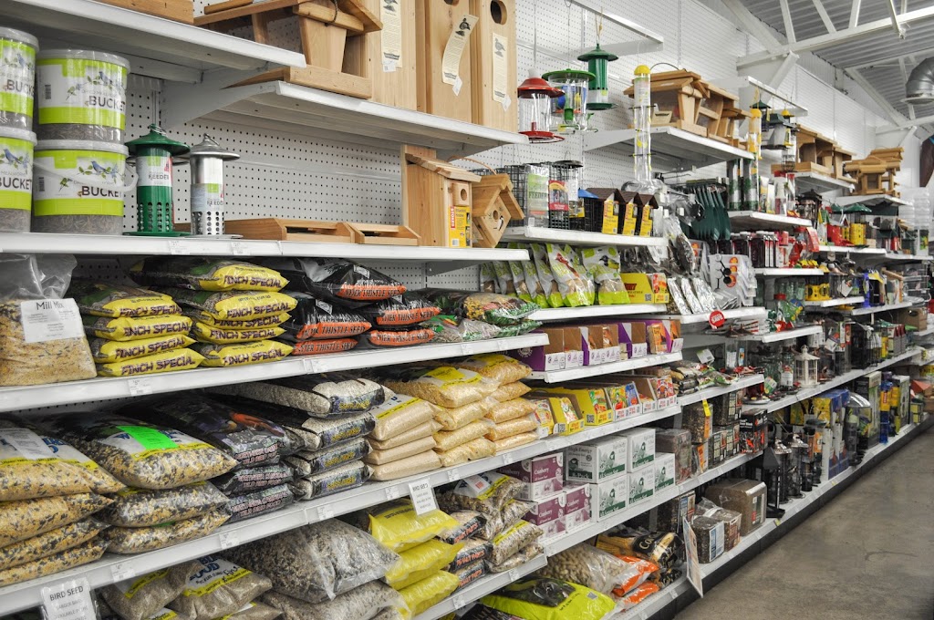 Spikes & Houles Feed, Seed, & Pet Supply | 5135 Oak St, Maple Plain, MN 55359, USA | Phone: (763) 479-2123