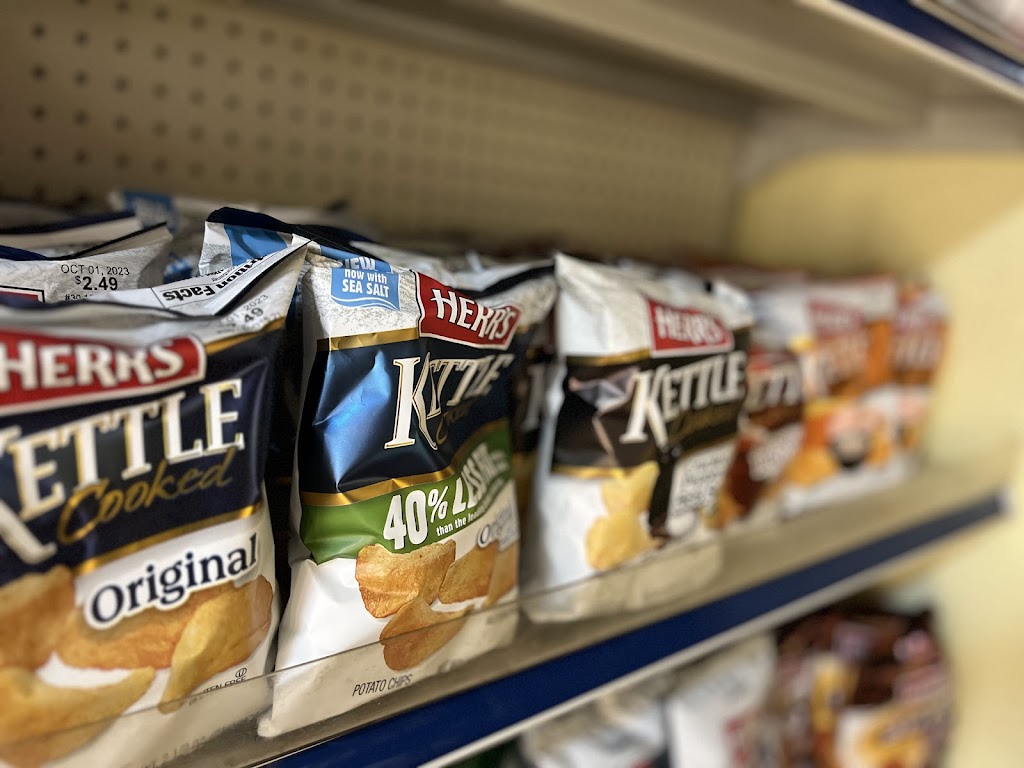 Mrs Ds Hoagie Shack | RR 250, Cameron, WV 26033, USA | Phone: (304) 686-4700