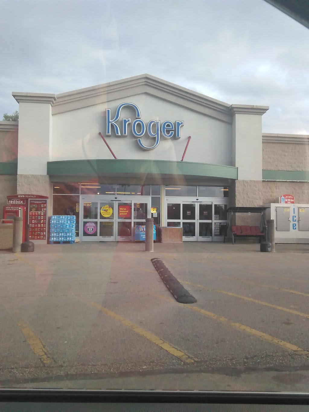 Kroger | 179 W College Ave, Stanton, KY 40380, USA | Phone: (606) 663-2873