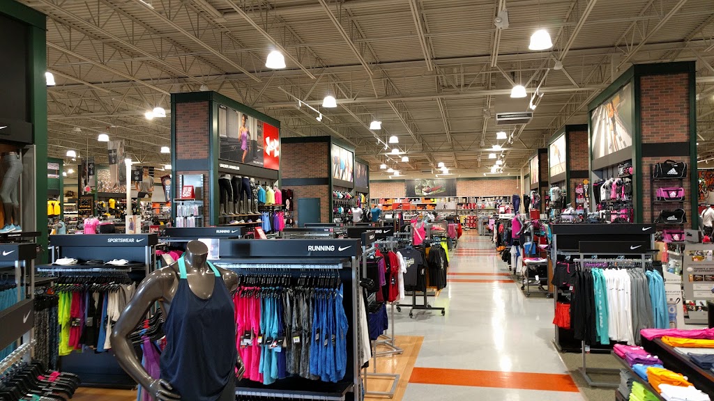 DICKS Sporting Goods | 400 Greenwood Plaza, Butler, PA 16001, USA | Phone: (724) 234-3505