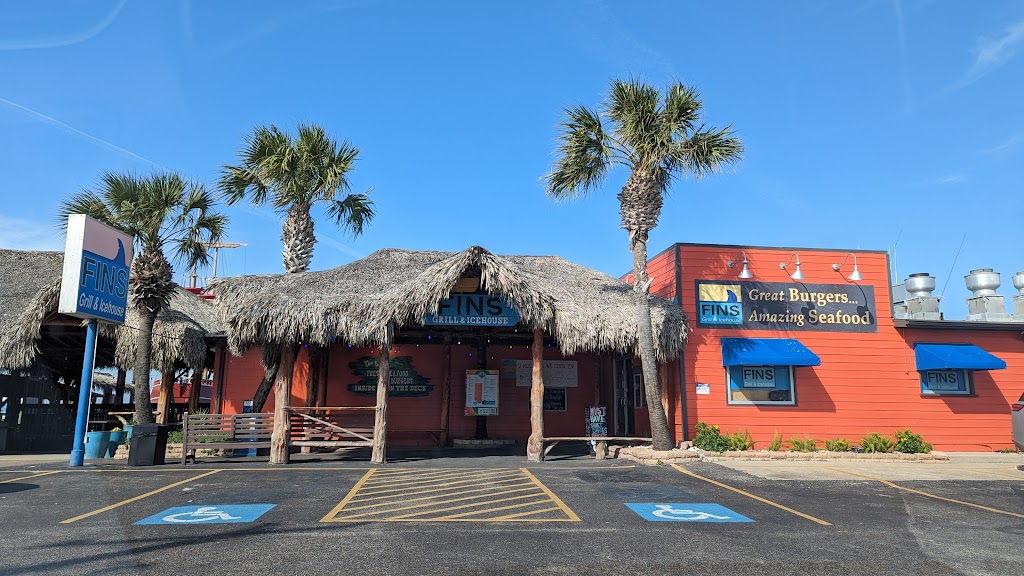 FINS Grill & Icehouse | 420 W Cotter Ave, Port Aransas, TX 78373, USA | Phone: (361) 749-8646