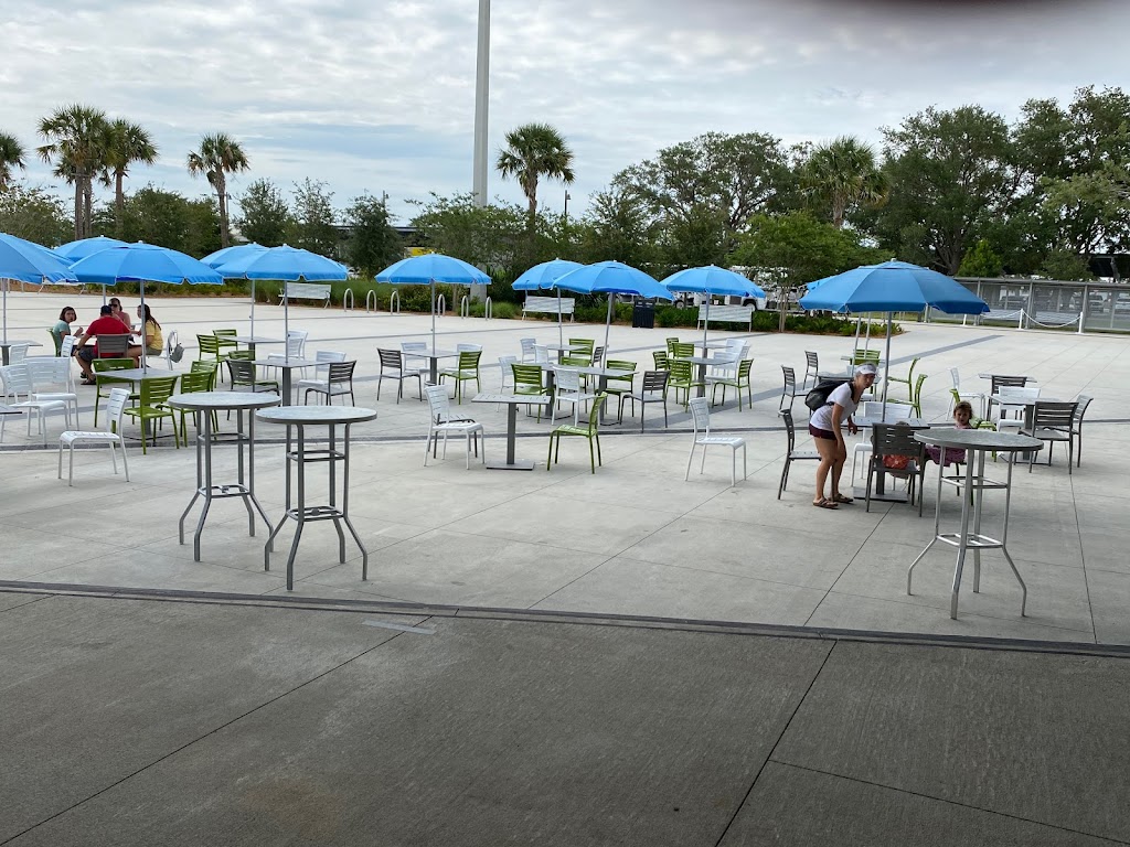 Spa Beach Bistro | 501 2nd Ave NE, St. Petersburg, FL 33701, USA | Phone: (727) 623-9877