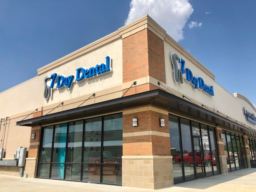 7 Day Dental | 6014 Azle Ave #100, Lake Worth, TX 76135, USA | Phone: (817) 237-8249