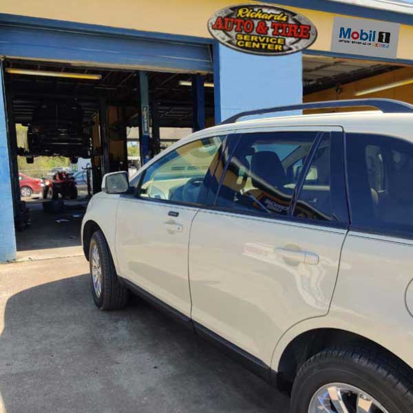 Richards Auto & Tire Service Center | 17426 US-19, Hudson, FL 34667, USA | Phone: (727) 861-7474