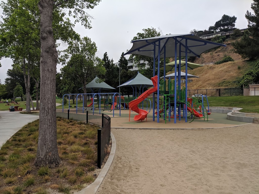 Jim Gilliam Park | 4000 S La Brea Ave, Los Angeles, CA 90008, USA | Phone: (323) 291-5928