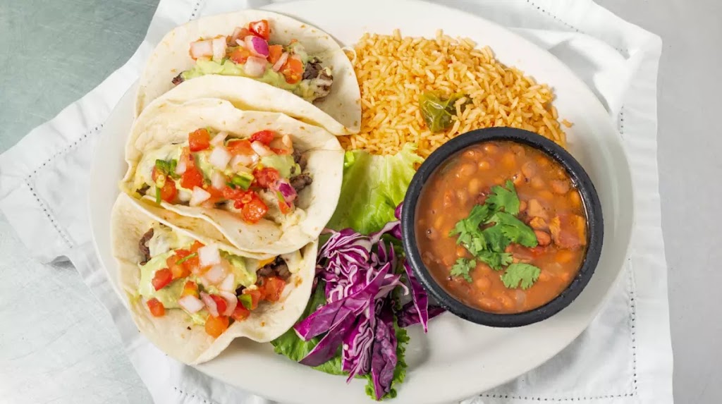 Betos Mexican Restaurant and Catering | 2530 I-20 Frontage Rd, Grand Prairie, TX 75052 | Phone: (972) 660-1289
