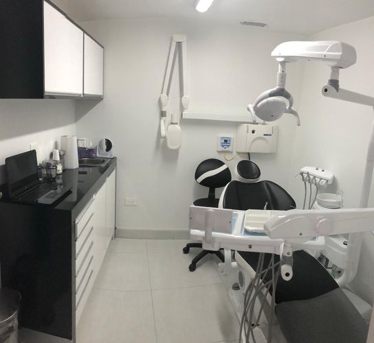 International X Dental Clinic | Avenida Campos Eliseos 9388 Local 6 Fraccionamiento, Campos Elíseos, 32473 Cd Juárez, Chih., Mexico | Phone: (803) 416-1012