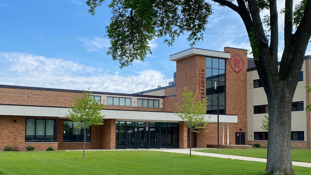 Richfield High School | 7001 Harriet Avenue Door 4, Richfield, MN 55423, USA | Phone: (612) 798-6100