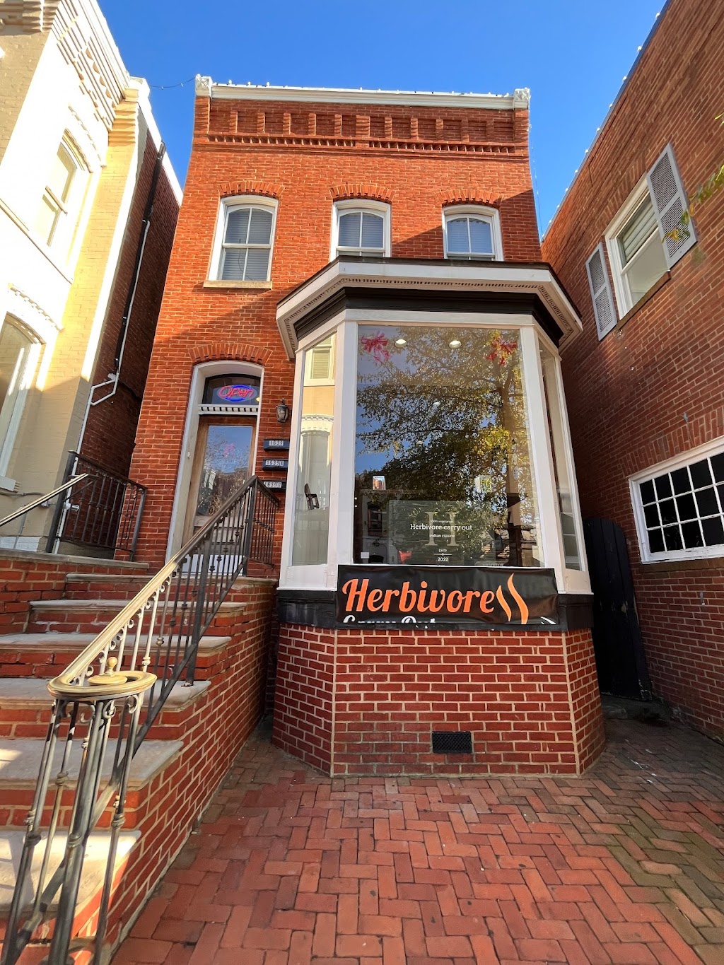 Herbivore Indian Cuisine | 1639 Wisconsin Ave NW #1, Washington, DC 20007, USA | Phone: (202) 621-7502