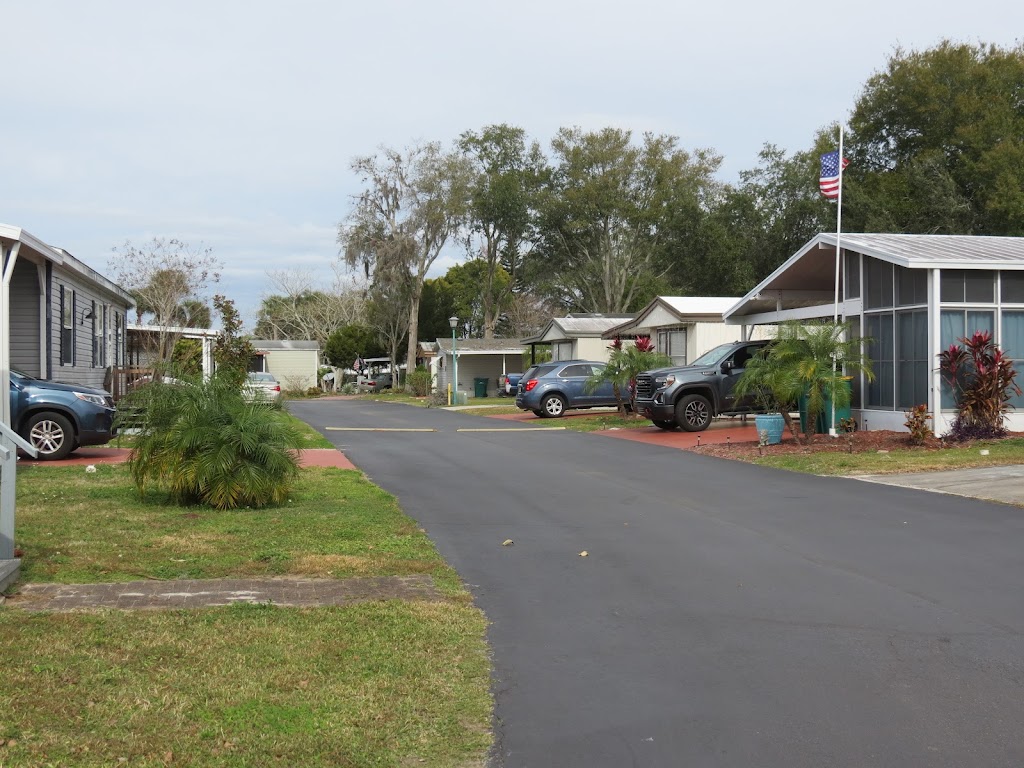 Sunset Village Manufactured Housing Community | 2 Melody Cir, Eustis, FL 32726 | Phone: (352) 308-8610