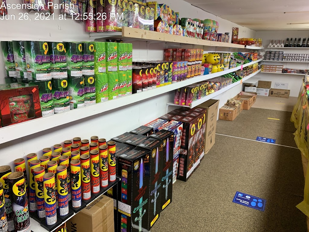 Duplessis Fireworks | 11160 Airline Hwy, Gonzales, LA 70737, USA | Phone: (225) 644-6572