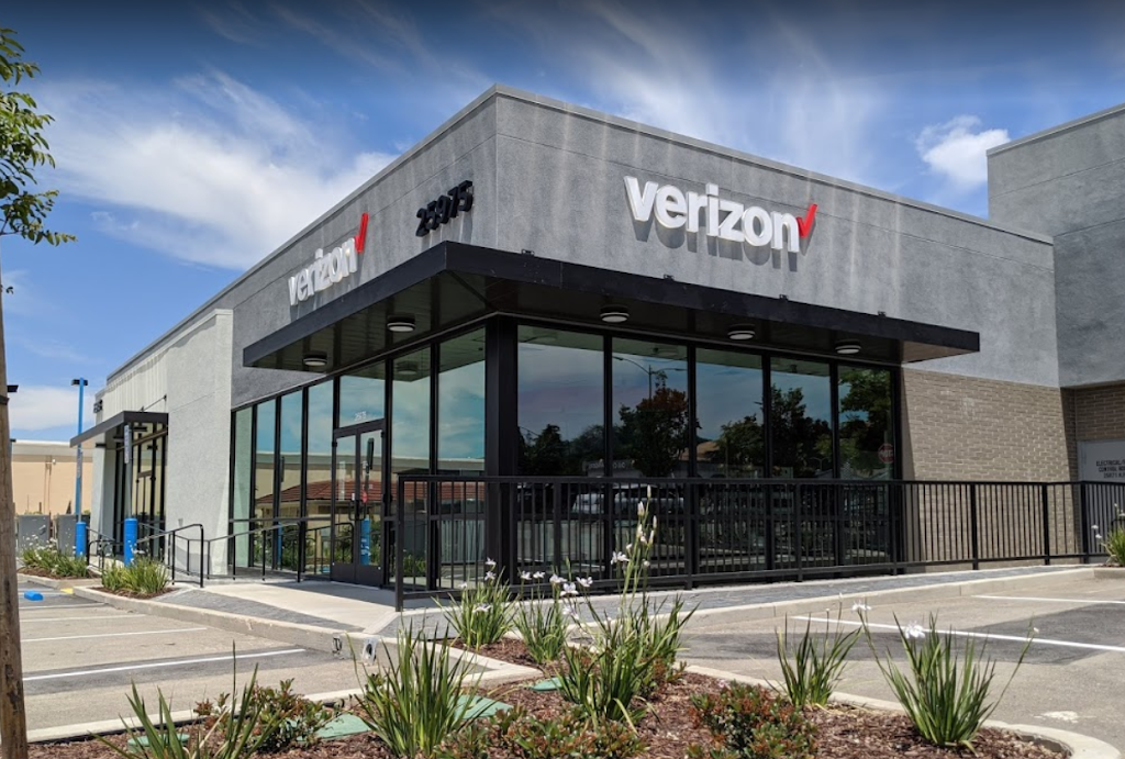 Verizon Authorized Retailer — Cellular Sales | 25975 Mission Blvd, Hayward, CA 94544, USA | Phone: (510) 606-8838