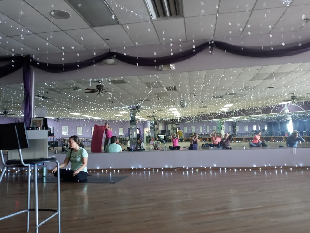 Fatcat Ballroom & Dance Company | 3131 E Thunderbird Rd Suite #33, Phoenix, AZ 85032, USA | Phone: (602) 324-7119