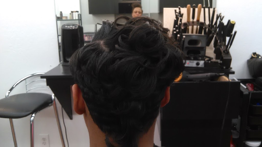 Sheer Elements Hair Studio | 146 E 12th St, Oakland, CA 94606, USA | Phone: (510) 228-5291