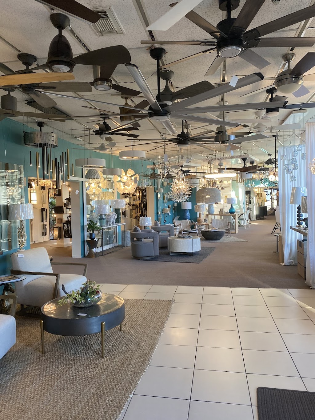 Bee Ridge Lighting | 3909 Bee Ridge Rd, Sarasota, FL 34233, USA | Phone: (941) 922-2626