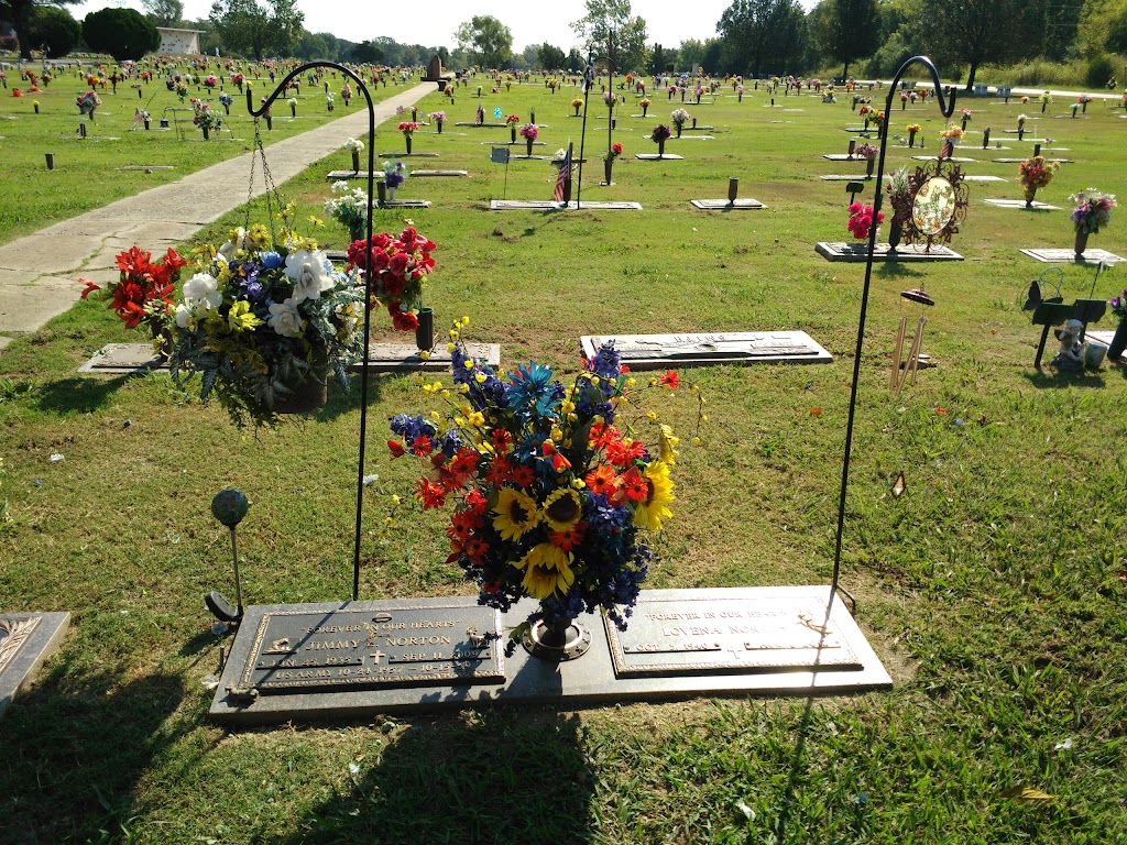 Green Hill Funeral Home & Cemetery | 400 E Teel Rd, Sapulpa, OK 74066, USA | Phone: (918) 224-2312