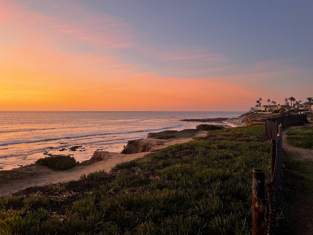 Carlsbad State Beach | 4353, Carlsbad Blvd, Carlsbad, CA 92008, USA | Phone: (760) 720-7001